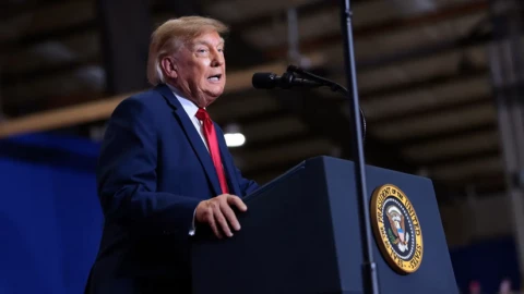 CEO Google Sundar Pichai từ chối ý tưởng đổi tên Đại Tây Dương thành "Đại dương Trump"