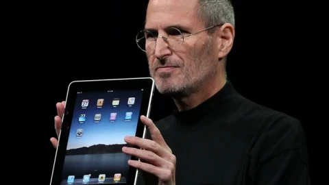 Đồng sáng lập PayPal: Apple thiếu sự đổi mới trong kỷ nguyên hậu Steve Jobs