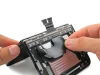 iFixit tháo rời iPhone Duo, hé lộ nguyên nhân tiềm ẩn gây nứt màn hình