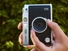 Màn hình tăng lên 4,5 inch, quay video 4 giây trước khi bấm chụp: Fujifilm công bố Instax Mini Evo 2 giá 290 USD