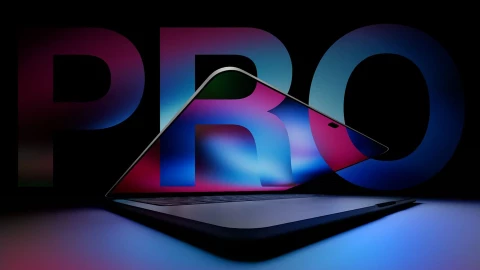 MacBook Pro màn hình OLED cảm ứng có thể có giá khởi điểm từ 2.899 USD