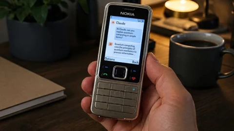 Điện thoại Nokia 6300 từ đời Tống bất ngờ chạy được ChatGPT