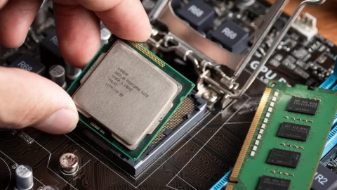 Vì sao Intel thôi không làm chip giá rẻ Pentium, Celeron?