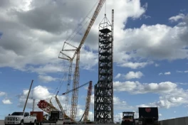 Chương trình đổ bộ lên Mặt Trăng của Mỹ sẽ ra sao khi Elon Musk không còn cần đến NASA nhiều nữa?