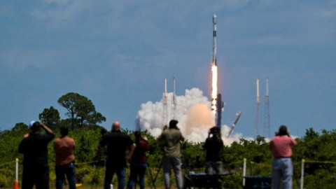 20 vệ tinh rơi xuống Trái Đất sau sự cố tên lửa thảm khốc của SpaceX