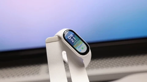 Đây là Xiaomi Mi Band 9: Nâng cấp vỏ kim loại, thêm tính năng sức khỏe, phiên bản đặc biệt gây bất ngờ