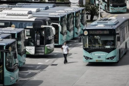 Trung Quốc thử nghiệm xe buýt tự lái ở thành phố siêu đông dân