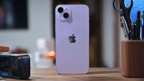 Không chỉ iPhone, cả thị trường smartphone đều đang "thê thảm"