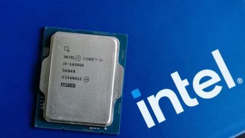 Intel "bó tay", chip cao cấp bị lỗi là "đắp chiếu" không cứu được