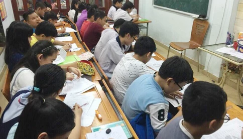 Cần thay đổi căn bản trong giáo dục để giải quyết vấn đề thực sự nếu không vẫn rất cần học thêm
