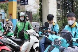 Xe ôm công nghệ cân nhắc chọn xe điện thay xe xăng: Tại sao nên, tại sao không?