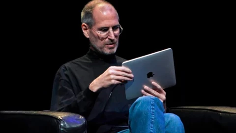 Cả ngành di động thay đổi vì Steve Jobs muốn... check mail trong nhà vệ sinh