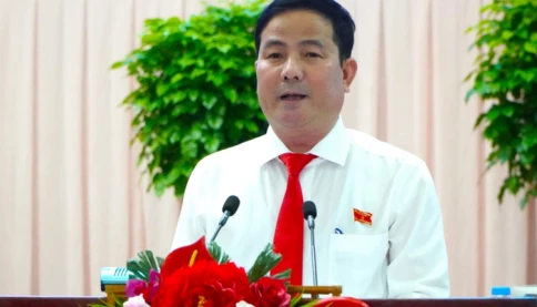 Tóm tắt tiểu sử của tân Chủ tịch tỉnh Hậu Giang Trần Văn Huyến