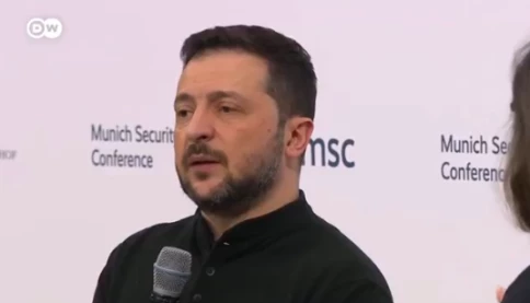 🚨🇺🇦Zelensky: Trump phải gặp tôi trước, sau đó gặp Putin. Thế ai là chủ ai?