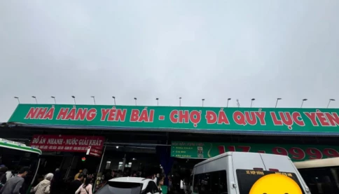 Nhiều khách phản ánh vệ sinh quá bẩn ở trạm dừng nghỉ trên tuyến cao tốc