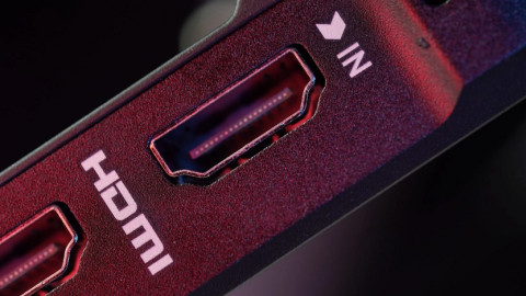 Hack dữ liệu từ cáp HDMI, tin được không?