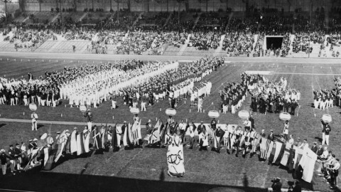 Nhìn lại ảnh chụp Olympic Paris cách đây 100 năm mà thấy buồn cho hiện tại!