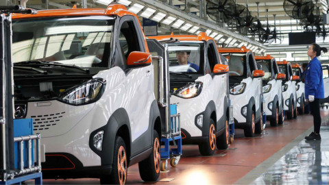 Xu hướng mới ở Trung Quốc: xe PHEV đang tăng tốc mạnh hơn xe thuần điện
