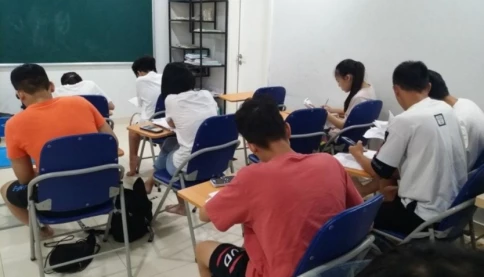 Tại sao Bộ GD&ĐT khẳng định: Không ‘siết’ dạy thêm học thêm?