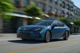 Toyota vẫn là "vua"