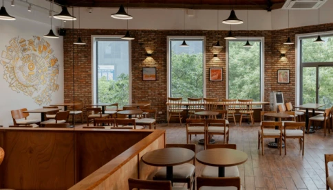 The Coffee House làm ăn ra sao trước khi có tin "bán mình" cho Golden Gate?