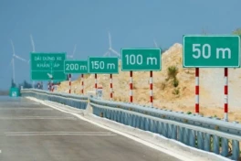 Hé lộ bí mật về những biển báo 0-50-100m trên cao tốc