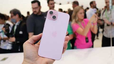 Cứ tưởng là iPhone 15 Pro Max nhưng không, đây mới là chiếc điện thoại bán chạy nhất thế giới