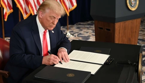 Tổng thống Donald Trump trao ‘phao cứu sinh’ cho nền kinh tế Nga sau 3 năm xung đột với Ukraine