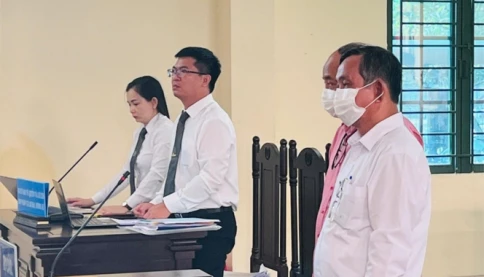Vì sao vợ giám đốc Công ty đậu phộng Tân Tân bị truy tố cùng chồng?