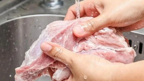 Cách nhận biết thịt lợn sạch bằng mắt thường