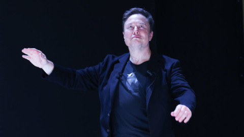 Căng: Elon Musk tuyên chiến với các tập đoàn quảng cáo