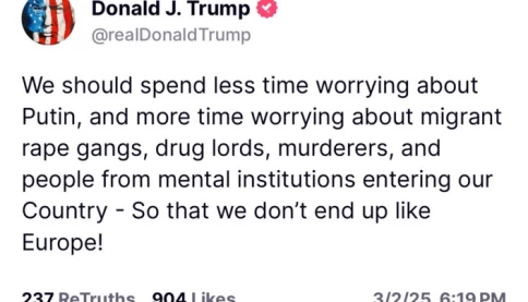 Trump vừa đăng quan điểm vừa đá đểu châu Âu, vừa chọc phe đối lập