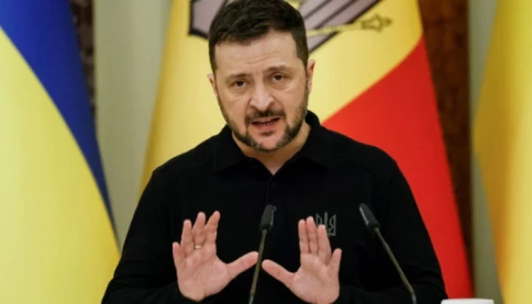 Ông Zelensky đáp trả sau khi bị quan chức Mỹ kêu gọi từ chức, có tuyên bố chấn động việc Ukraine gia nhập NATO