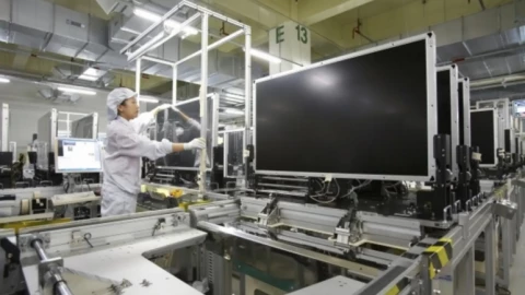LG Display lỗ quý thứ 2 liên tiếp, chuẩn bị bán nốt nhà máy LCD cuối cùng cho Trung Quốc