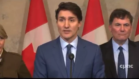 Chiến tranh thương mại Mỹ - Canada leo thang. Quá kịch tính!