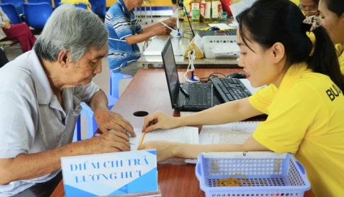 Từ 1/3, Bảo hiểm xã hội có bộ máy mới, lịch trả lương hưu thế nào, ở đâu?