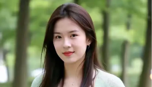 Làm cho một người phụ nữ xúc động không phải ôm mà hãy làm 3 hành động nhỏ này nhé!