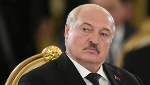 Đồng minh ruột của ông Putin bất ngờ bênh vực ông Zelensky, mời các Tổng thống Nga, Ukraine, Mỹ hội đàm