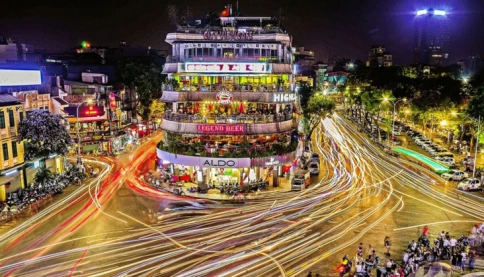 Cơ ngơi trải khắp Hà Nội của "ông chủ" tòa nhà Hàm Cá Mập đắc địa bậc nhất Hồ Gươm