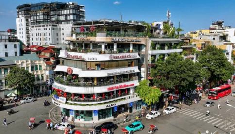 Tòa nhà 'Hàm cá mập' do ai thiết kế, xây dựng?