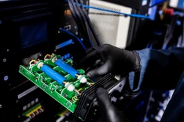 Công ty pin xe điện Mỹ "chơi lớn" ra mắt pin xe điện với khả năng sạc đầy nhanh như thời gian uống trà đá
