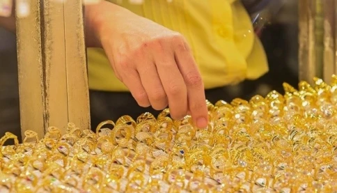 Sốc quá, vì sao giá vàng tăng vọt lên 96 triệu?