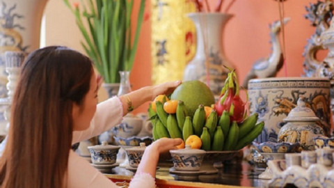 Văn khấn Rằm tháng 7 năm 2024 ngắn gọn: Cúng gia tiên, cúng chúng sinh, thần linh