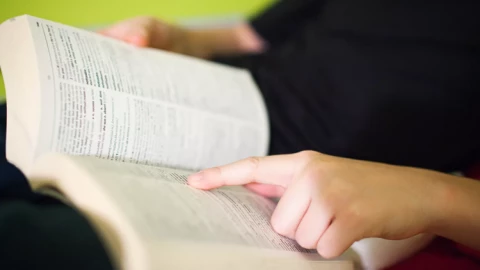50 từ được sử dụng phổ biến nhất trong tiếng Anh