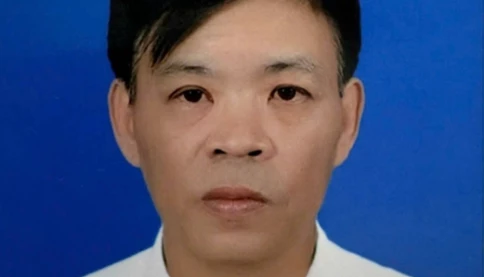 Vì sao ông Lê Châu Long phó chánh Văn phòng UBND tỉnh Quảng Trị bị cách tất cả chức vụ trong Đảng?