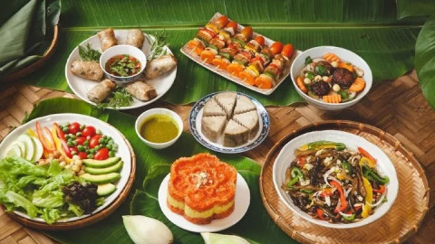 Nên chuẩn bị mâm cơm cúng rằm tháng 7 như nào cho đầy đủ và nhanh nhất
