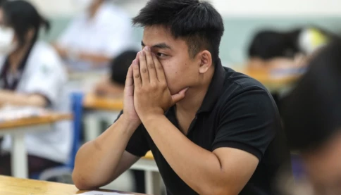 Vì sao nhiều giáo viên và phụ huynh băn khoăn nếu thi tốt nghiệp THPT sớm?