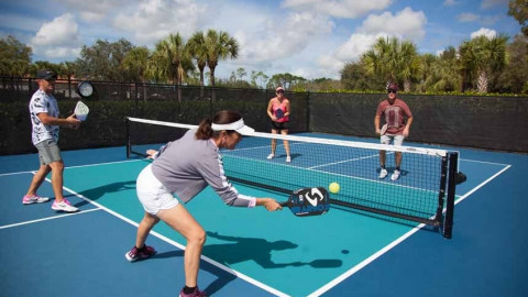 Pickleball soán ngôi hàng loạt môn thể thao, trở thành mảnh đất vàng cho giới kinh oanh
