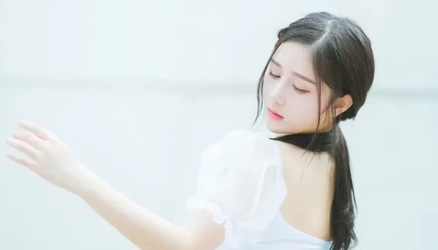 Khi phụ nữ muốn buông bỏ tình cảm, họ có ba dấu hiệu rõ ràng này