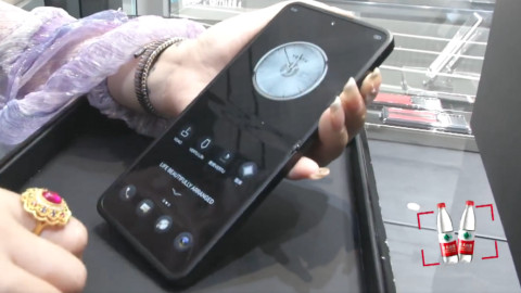 Giật lag không thể dùng, điện thoại Vertu trăm triệu đồng bị đem trả lại nhưng nhà bán từ chối